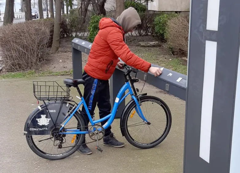 Sistemul de bike sharing a revenit! 390 de biciclete, puse gratuit la dispoziția constănțenilor – foto 2