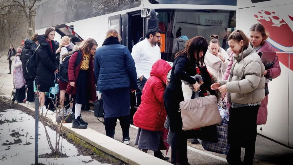 George Teșeleanu: ”Nu ai cum să rămâi insensibil la ceea ce se întâmplă” – foto 2
