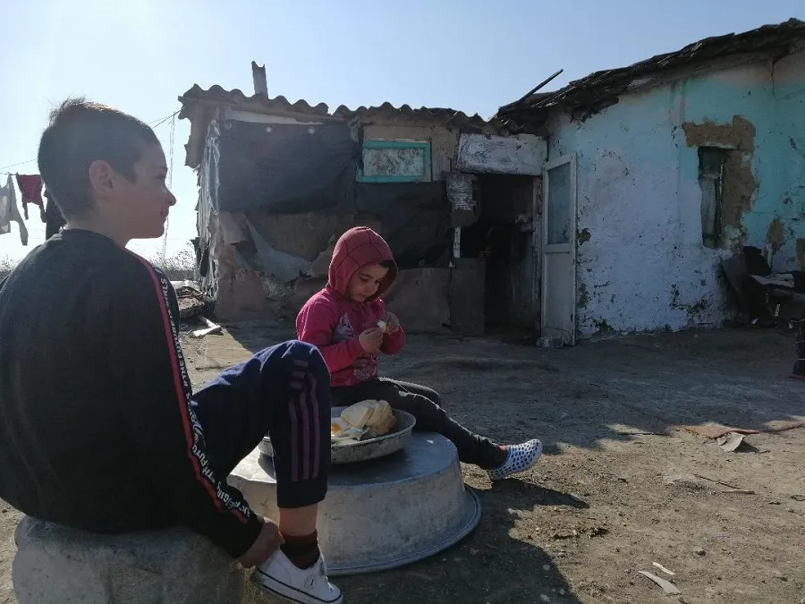 Paște fericit! Copiii se culcă flămânzi, în „Dobrogea Sălbatică”! – foto 7