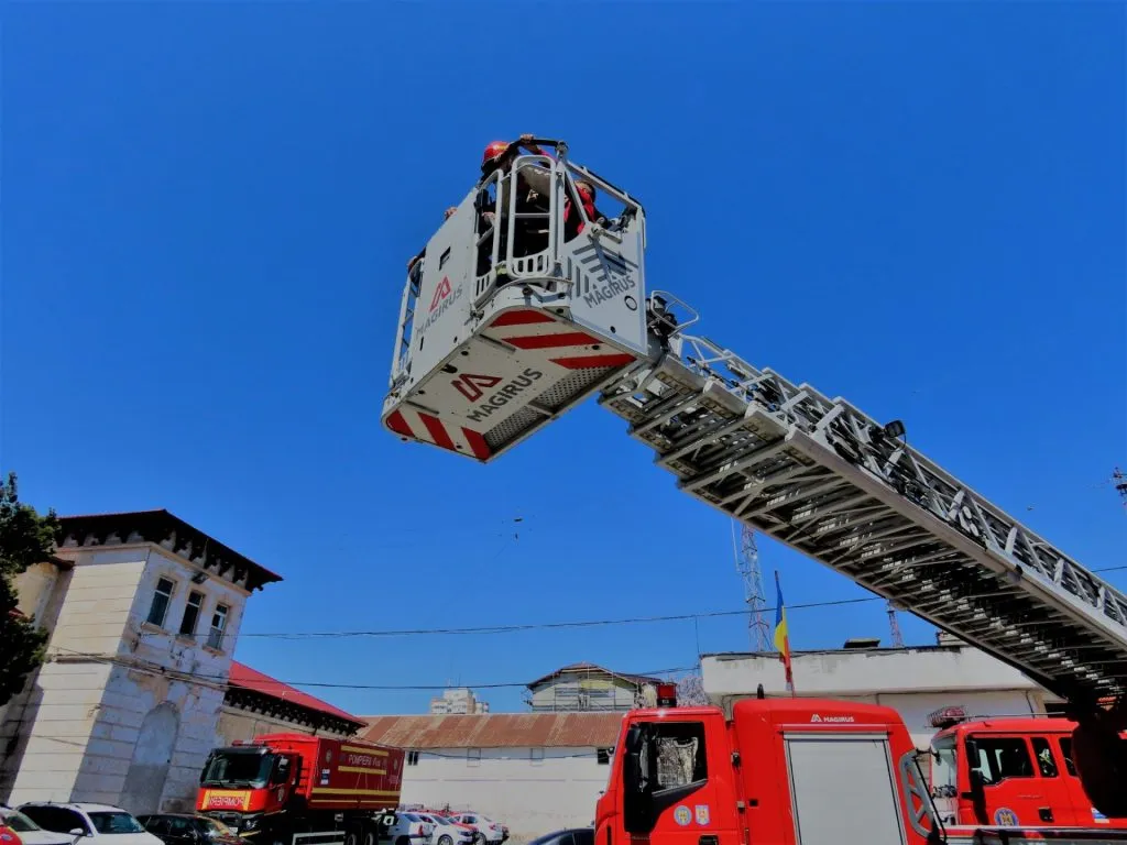 Mobilizare, cu mic, cu mare, la ISU Constanța – foto 5
