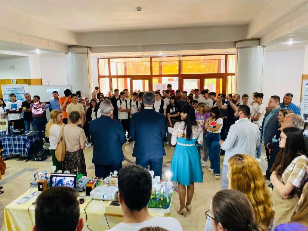 Târg educațional la Năvodari – foto 2
