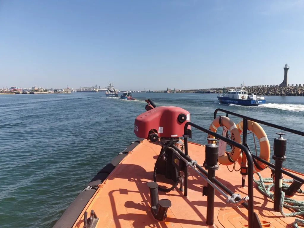 UPDATE: La bordul navei interceptată în zona Costinești se aflau peste 50 de migranți – foto 4