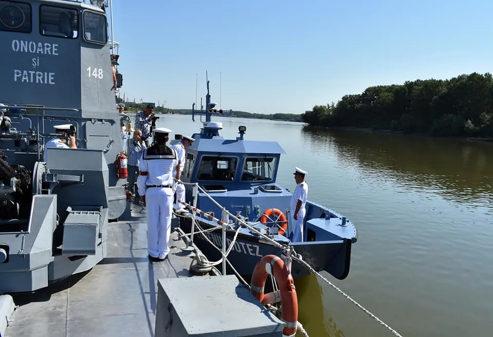 O nouă șalupă de intervenție, pe Dunăre, pentru marinarii militari – foto 5