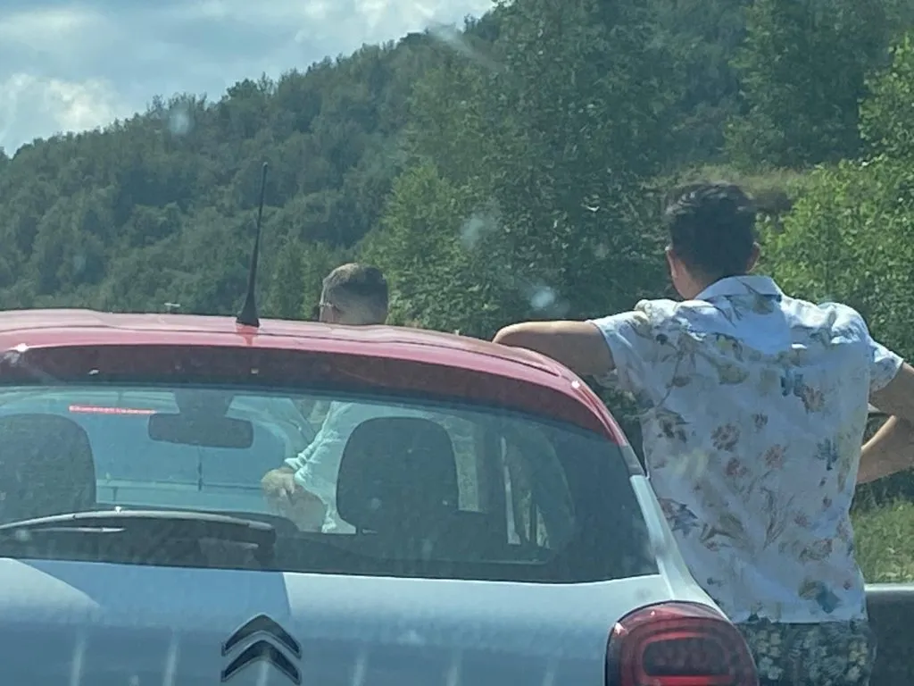 Cozi de mașini în vama Makaza, spre Grecia  – foto 4