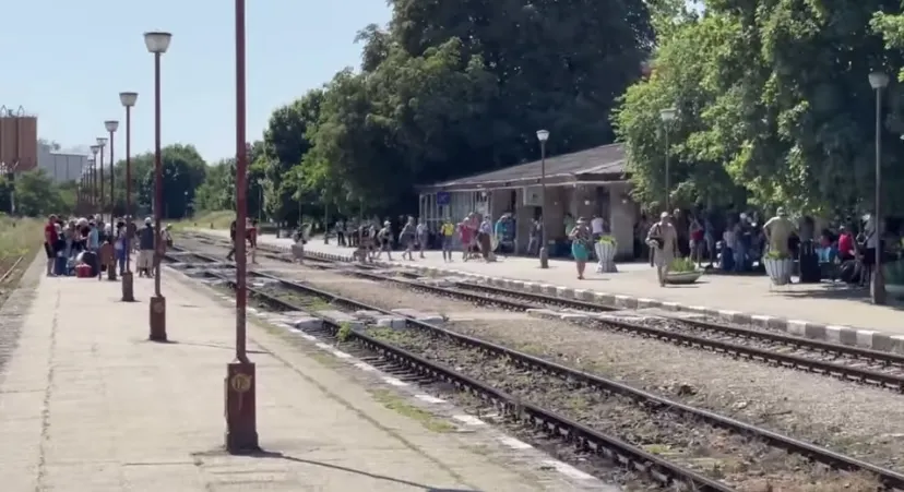 Dan Negru în gara din Eforie: „Așa arată un cod roșu de nepăsare” – foto 5
