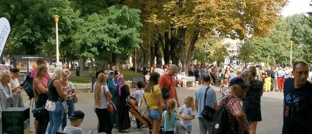 1.000 de refugiați ucraineni au primit astăzi vouchere, la Constanța (FOTO/VIDEO) – foto 5