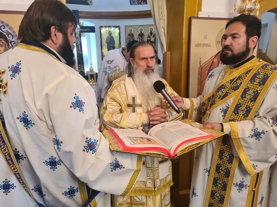 Dezvăluirile preoților. Taxe pe nunți, botezuri și înmormântări! – foto 2