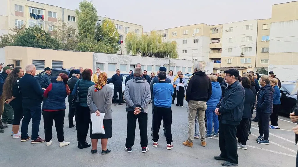Primarul din Năvodari, întâlnire cu locuitorii cartierului Tașaul – foto 3