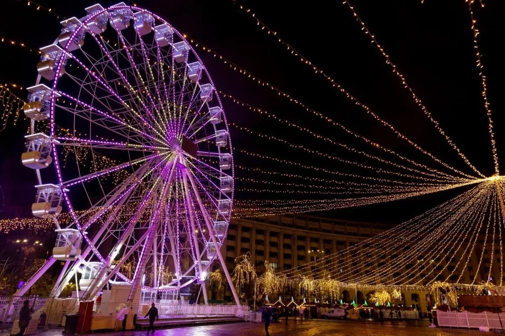 Au început să se deschidă târgurile de Crăciun din țară (FOTO) – foto 14
