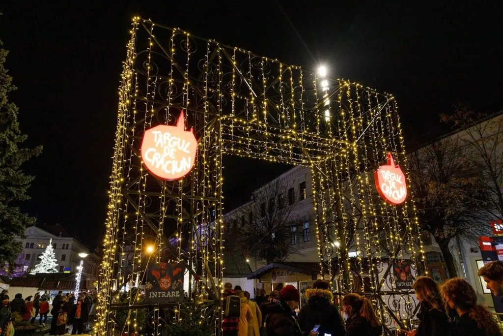 Au început să se deschidă târgurile de Crăciun din țară (FOTO) – foto 12