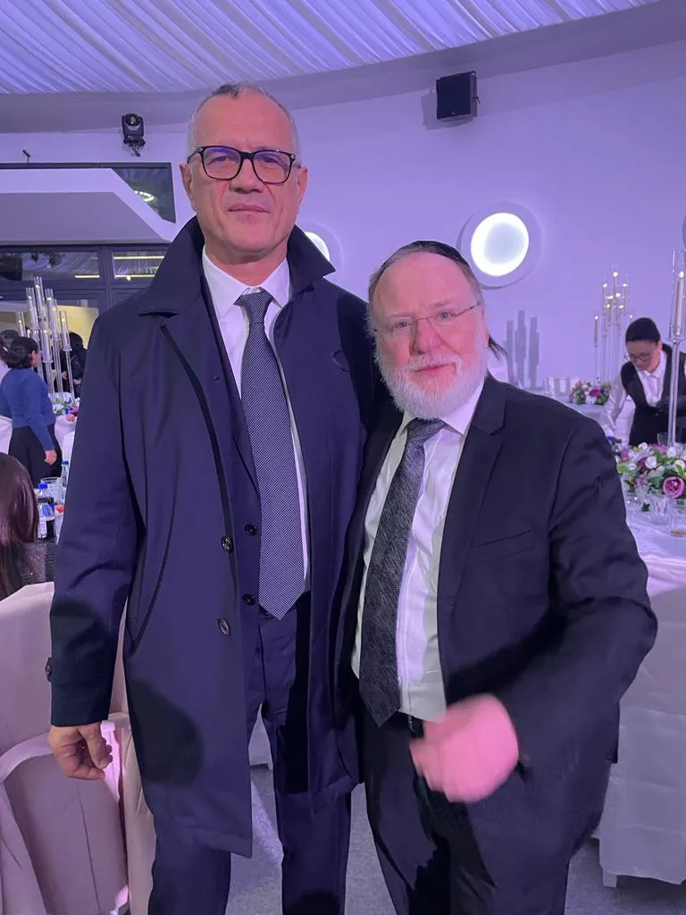 George Teșeleanu, distincție la Conferința Cinei de Gală a Rabinilor Europeni, pentru ajutorul acordat refugiaților ucraineni – foto 4