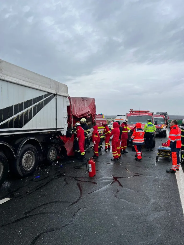 UPDATE: Accident GRAV pe autostrada A2. Traficul este oprit (VIDEO/FOTO) – foto 2