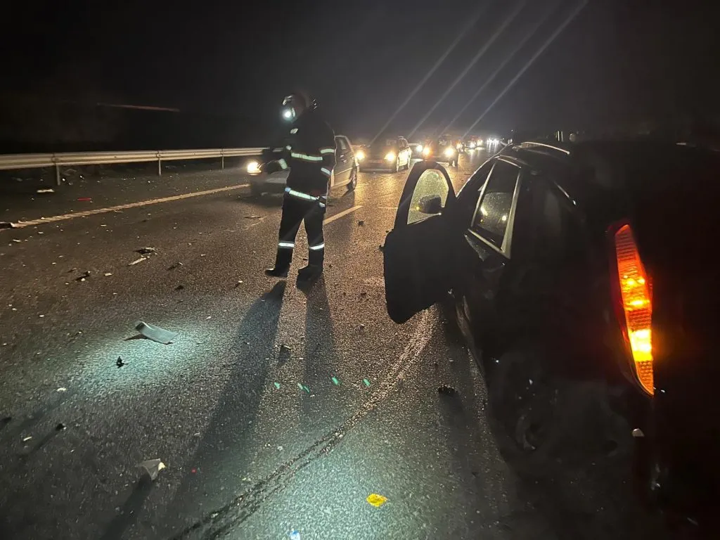 UPDATE – Accident în lanț urmat de un incendiu, pe A2 – foto 2