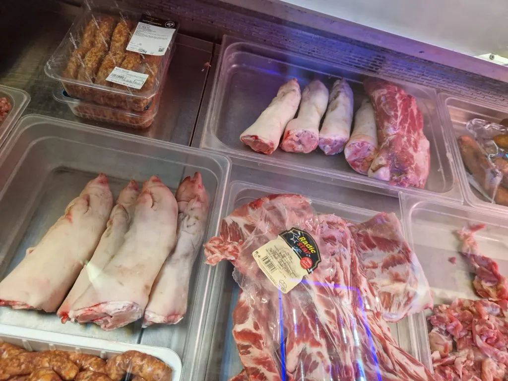 Afacere închisă temporar din cauza unui pachet de griș – foto 4