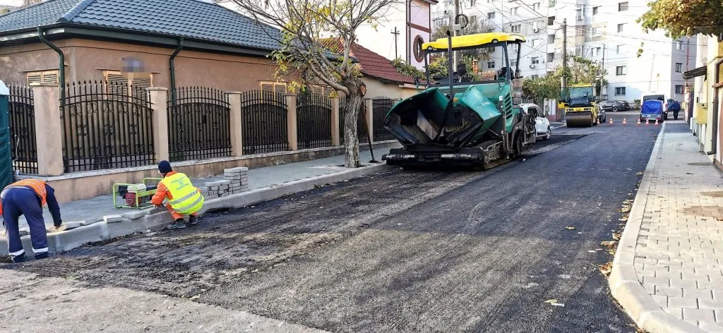 Atenție, șoferi! Se asfaltează o stradă din cartierul Inel II – foto 2