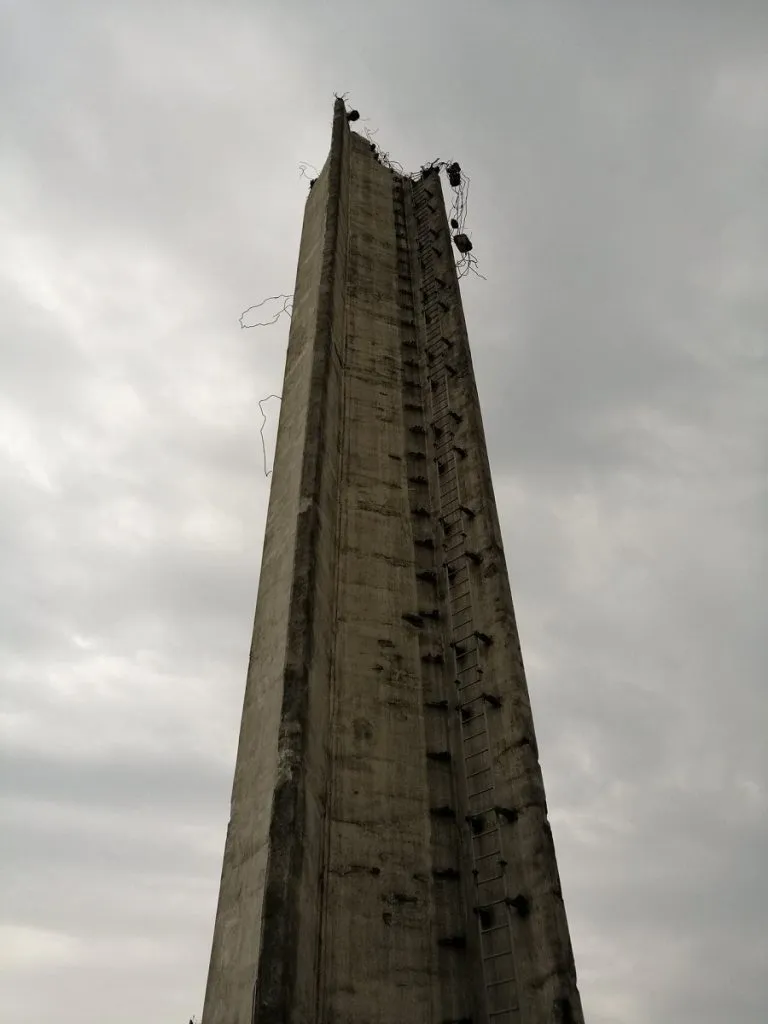 Imagini emoționante. Vieți salvate din ruinele Stadionului Farul! – foto 2