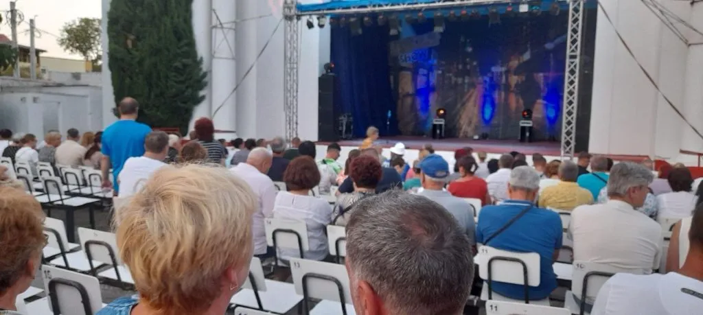 Teatrul de Vară Mamaia – 60 de ani de istorie, sub ruine. Și totuși, e renovarea doar un refren sau se întâmplă?(FOTO/VIDEO) – foto 12