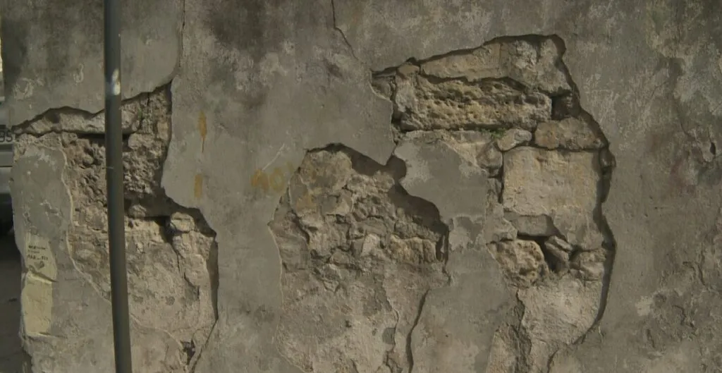 Constanța veche, ieri izvor de istorie și cultură, azi de…degradare și nepăsare (VIDEO) – foto 4
