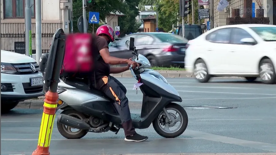 Problema cu livratorii străini: Vorbim împreună, ne înțelegem separat! – foto 2