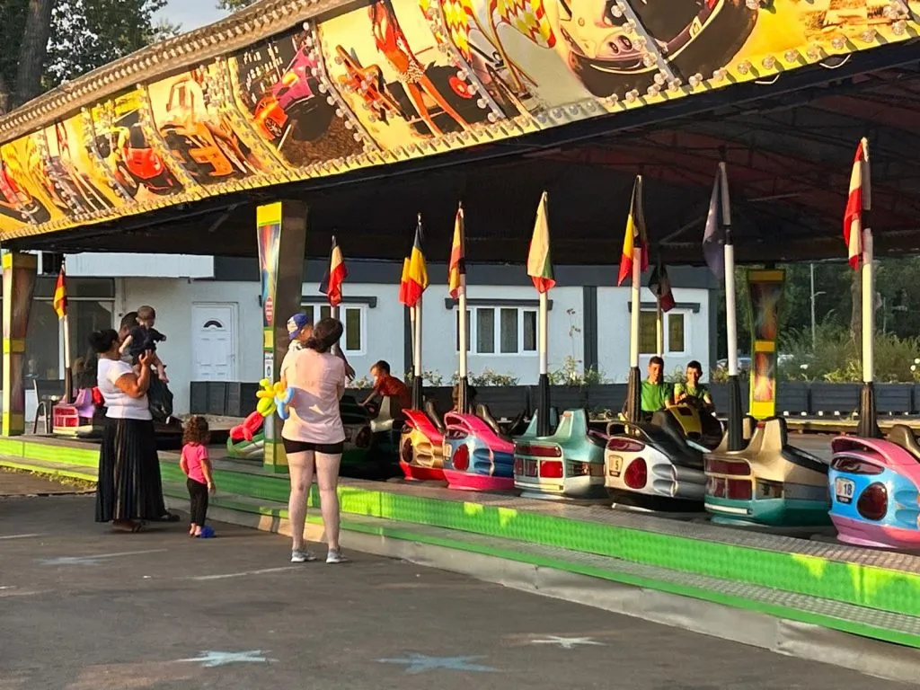 Satul de Vacanță – o veritabilă mașină a timpului constănțeană (FOTO)  – foto 3