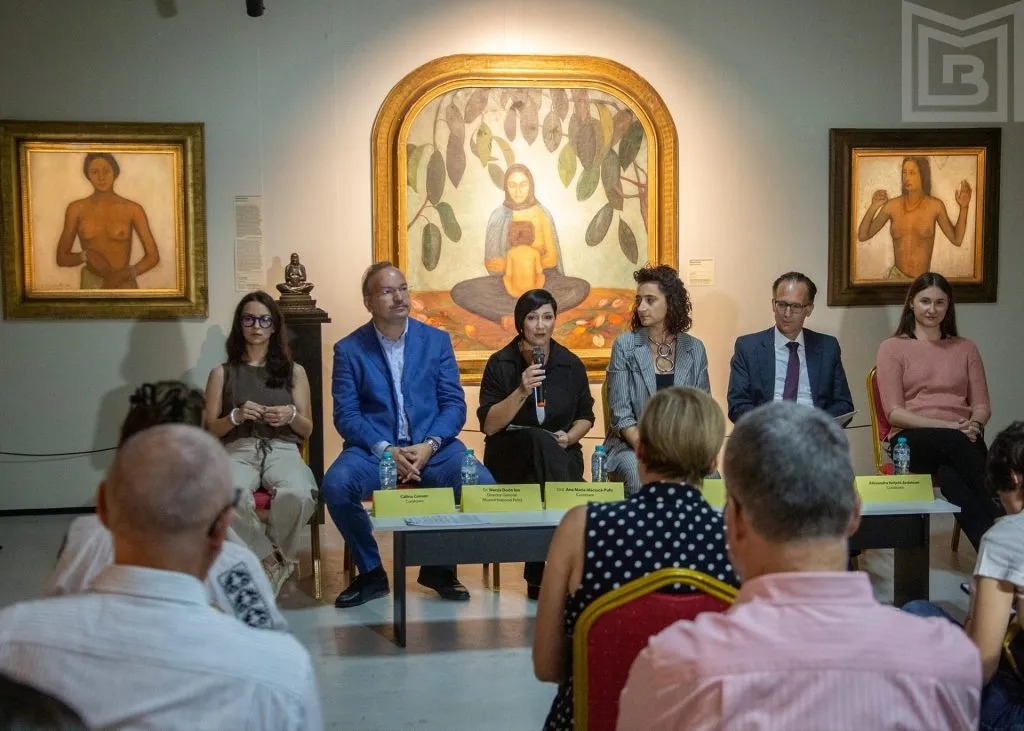 Aveți drum prin capitală? Începe o nouă ediţie Art Safari dedicată exclusiv femeilor, deschisă la Palatul Dacia-România – foto 2