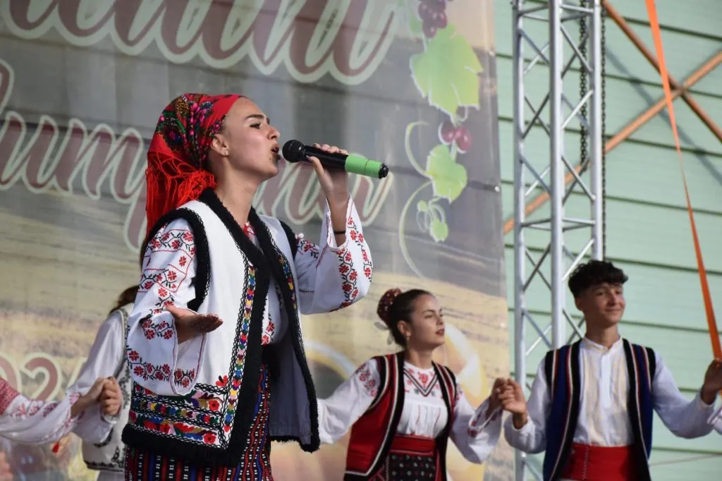 Cea de-a XX-a ediție a Festivalului „Rodul Pământului – Zilele Recoltei” de la Cumpăna a ajuns la final (FOTO) – foto 8
