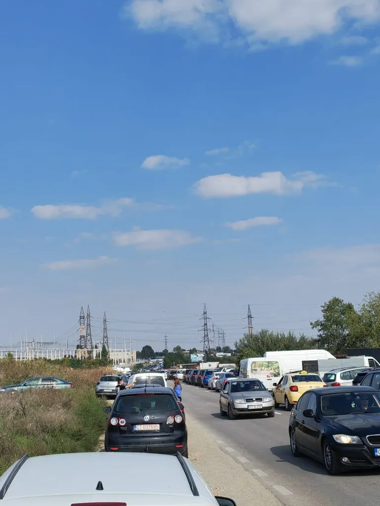 Vechituri de vânzare. O altă tradiție de duminică, la Constanța (FOTO) – foto 7