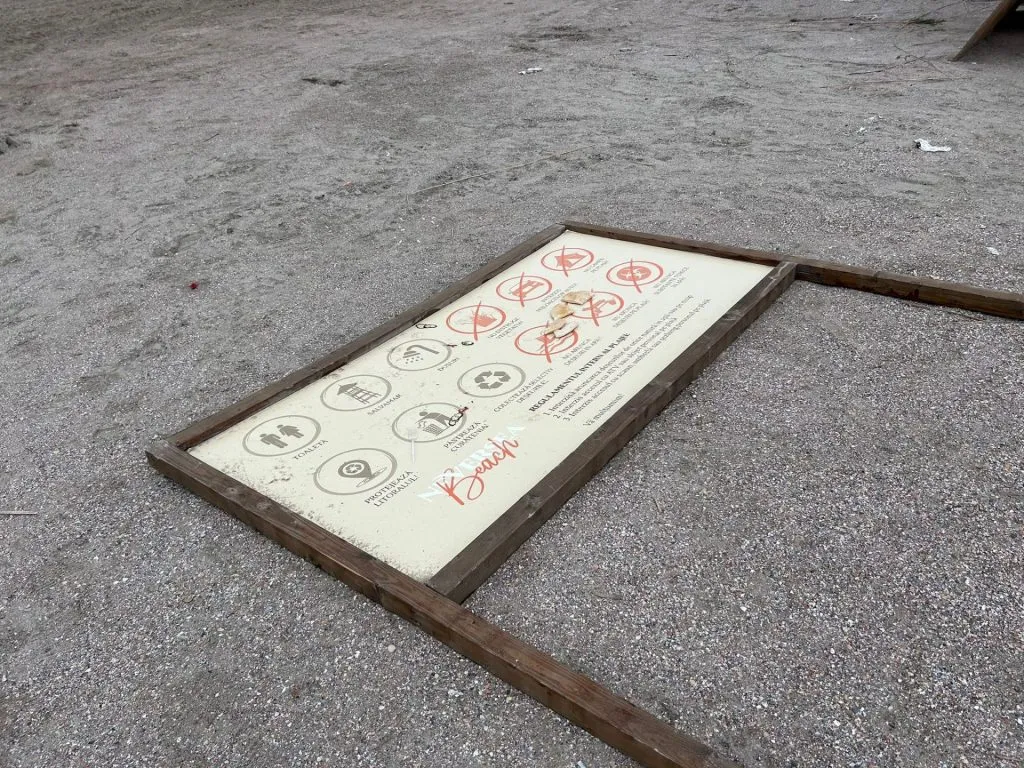 Șezlongurile încep să dispară de pe plajele litoralului – foto 4