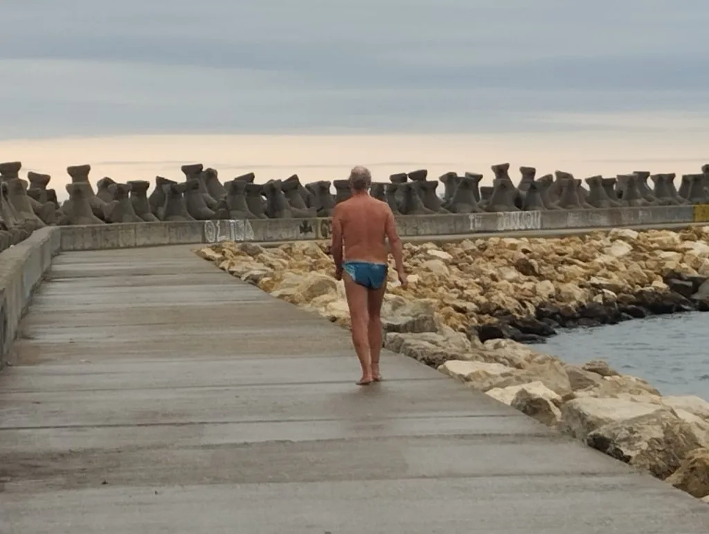 Vântul bate, ploaia cade, turistul rezistă (FOTO/VIDEO) – foto 9