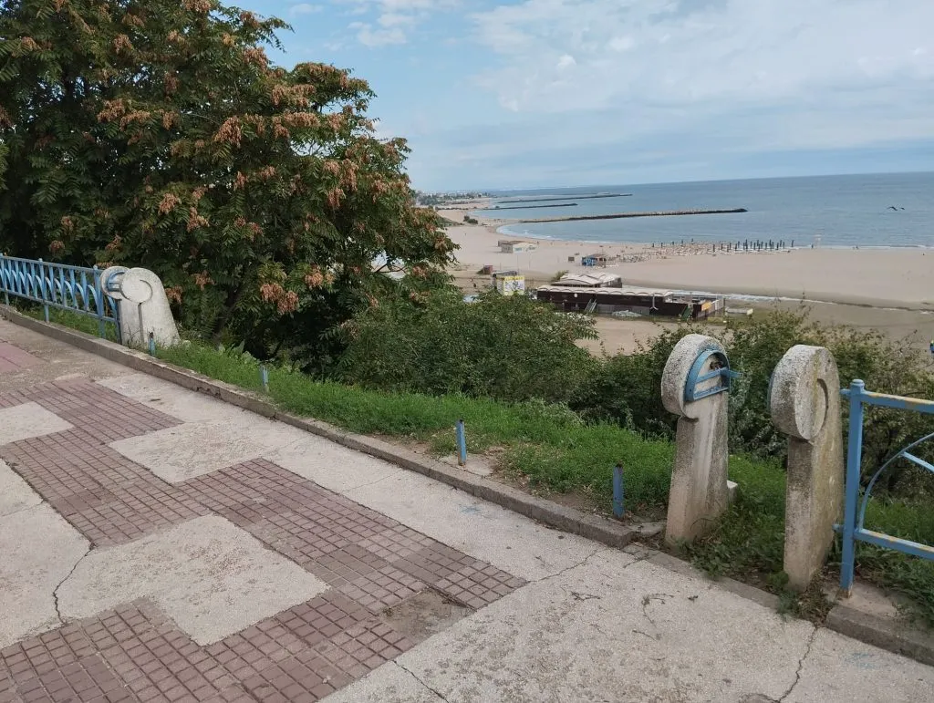Marile gropi de lângă mare (FOTO) – foto 8