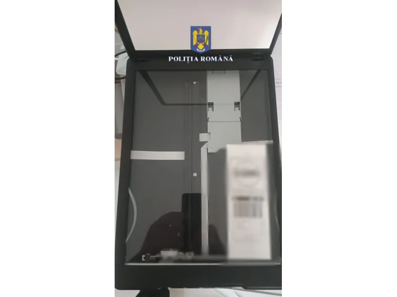 Percheziții la persoane cercetate pentru decontare, în mod ilegal, de vouchere SGR (FOTO) – foto 5