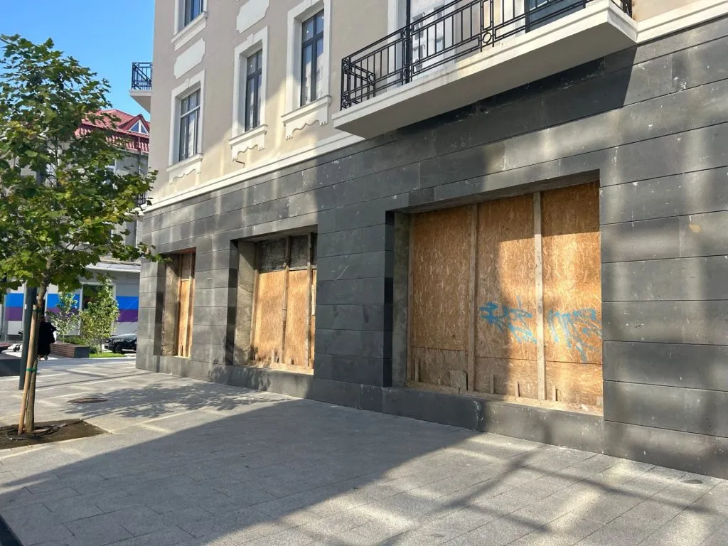 Ștefan cel Mare are nevoie de resuscitare. Strada, desigur. Cu cât se închiriază spațiile comerciale rămase goale?  – foto 12