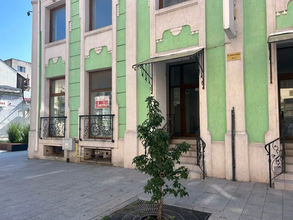 Ștefan cel Mare are nevoie de resuscitare. Strada, desigur. Cu cât se închiriază spațiile comerciale rămase goale?  – foto 4