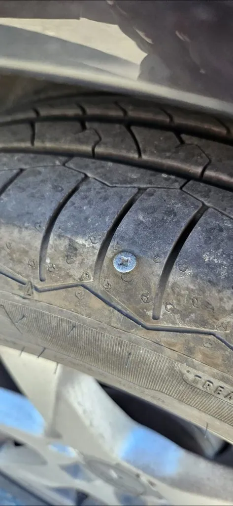 La volan, cu nervii întinși la maximum. Șuruburile din anvelope, o nouă „surpriză” plătită scump (FOTO) – foto 4