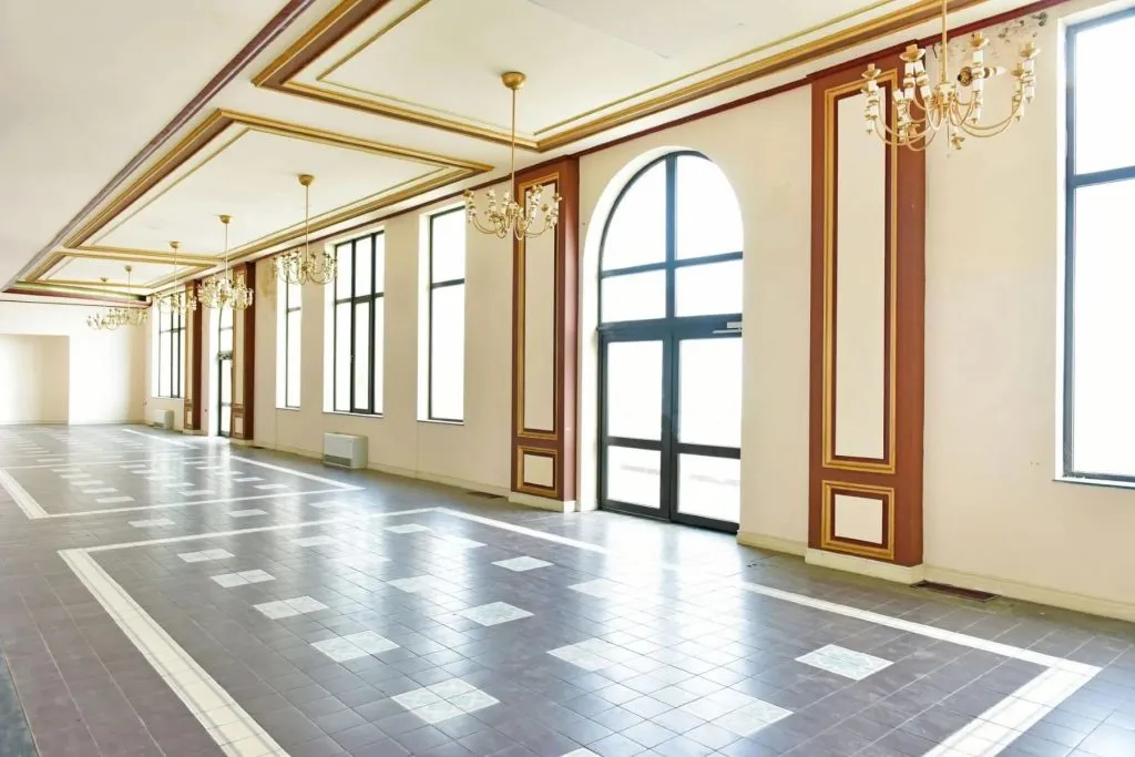 Hotelul Palace, un spectacol arhitectural. Imagini din interior (FOTO) – foto 10