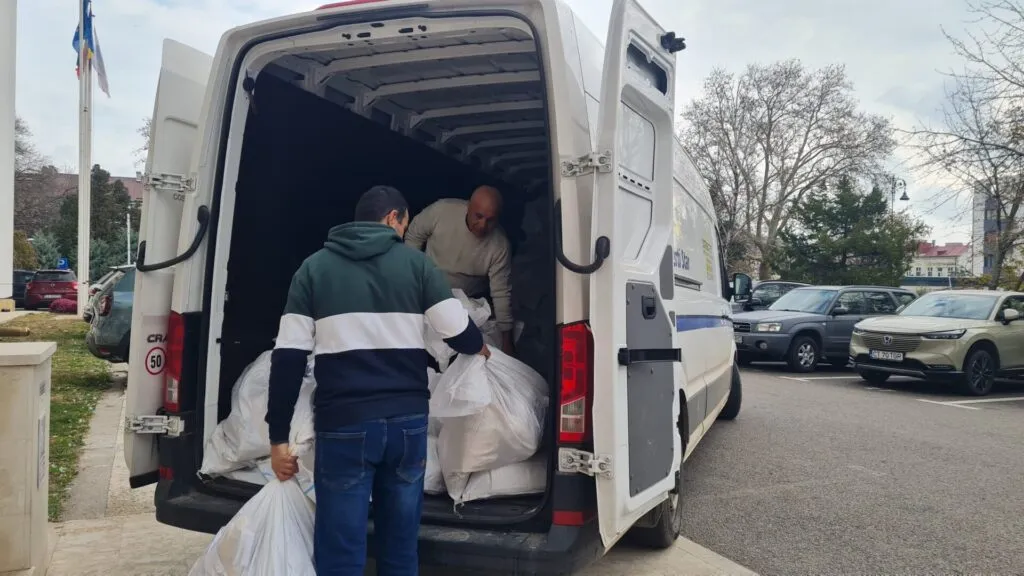UPDATE: Sacii cu voturi au ajuns la Palatul Administrativ din Constanța – foto 4