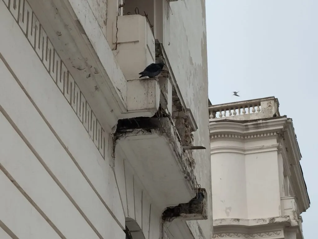 Recunoașteți clădirea? Era casa bogaților odată – foto 7