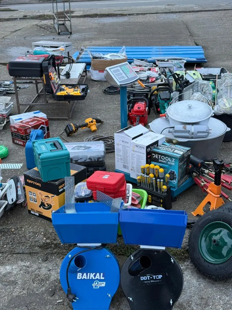 Sfârșit pentru Bazarul „La Ruși”. Se pune „punct” unei istorii de aproape 3 decenii  – foto 6