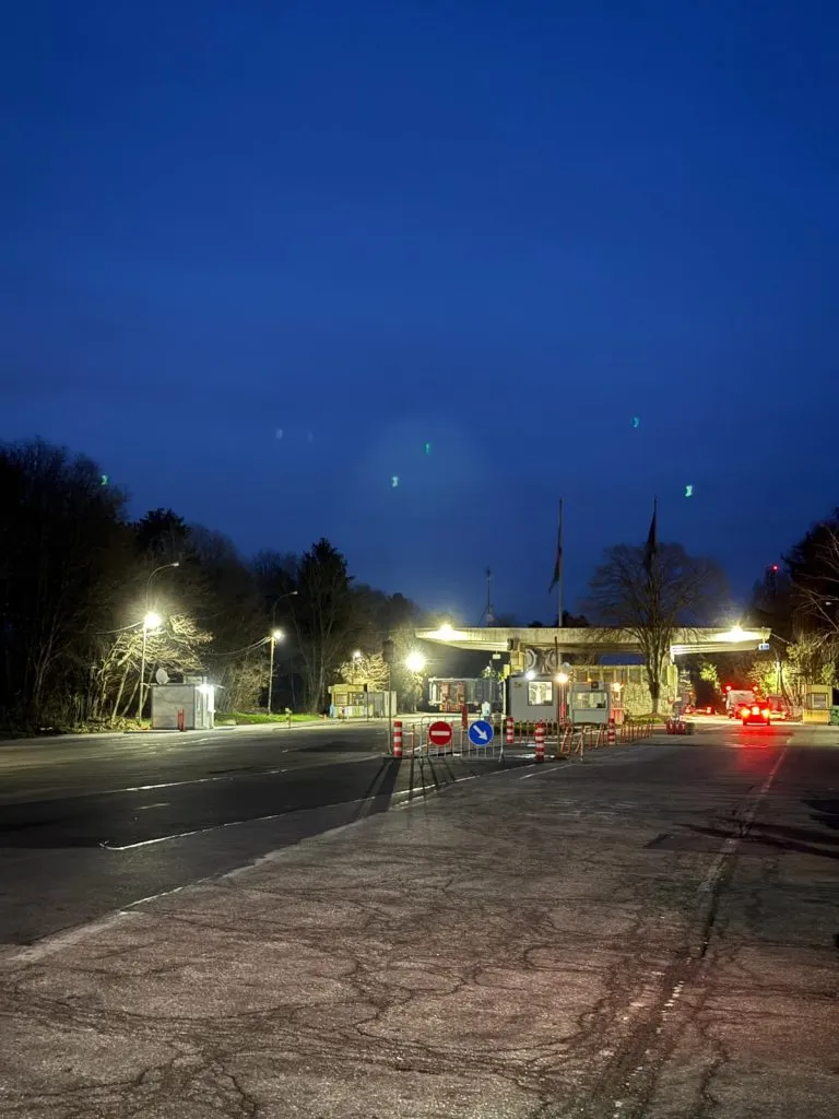 N-o să-ți vină să crezi ce se întâmplă la Vama Veche! – foto 3