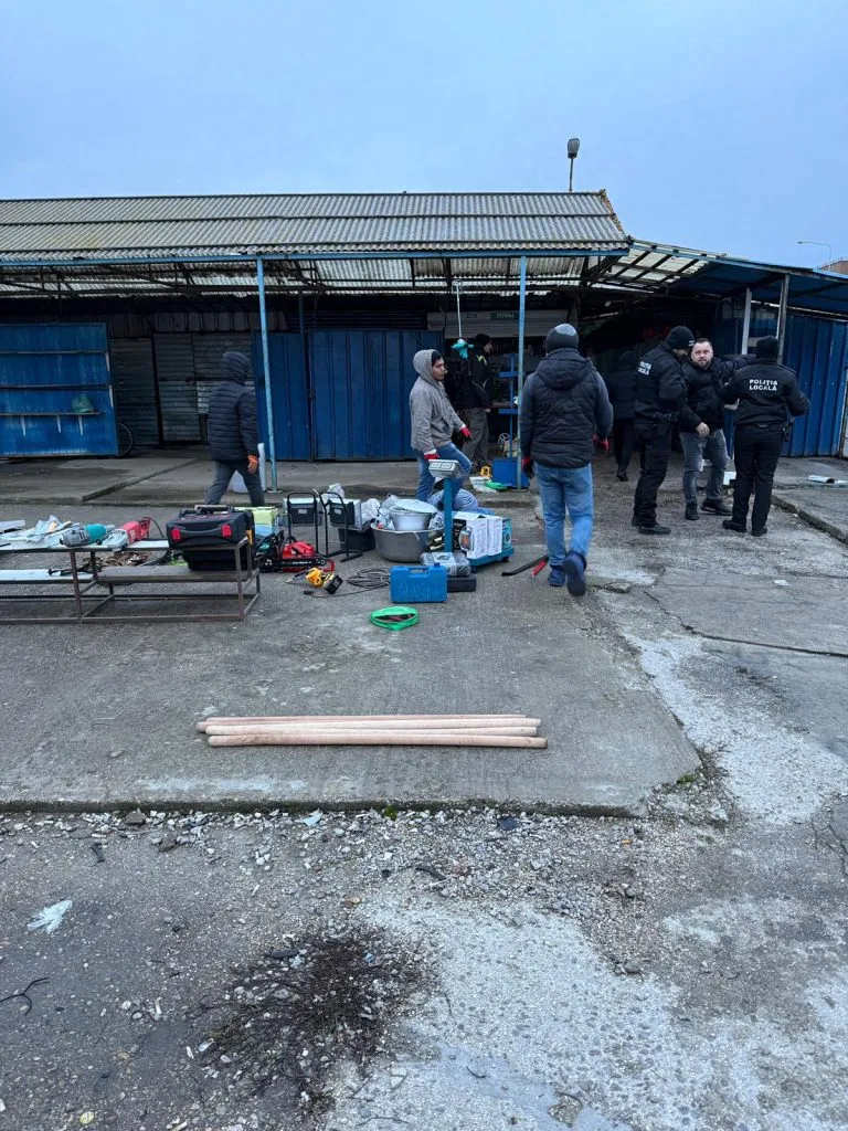 Sfârșit pentru Bazarul „La Ruși”. Se pune „punct” unei istorii de aproape 3 decenii  – foto 4