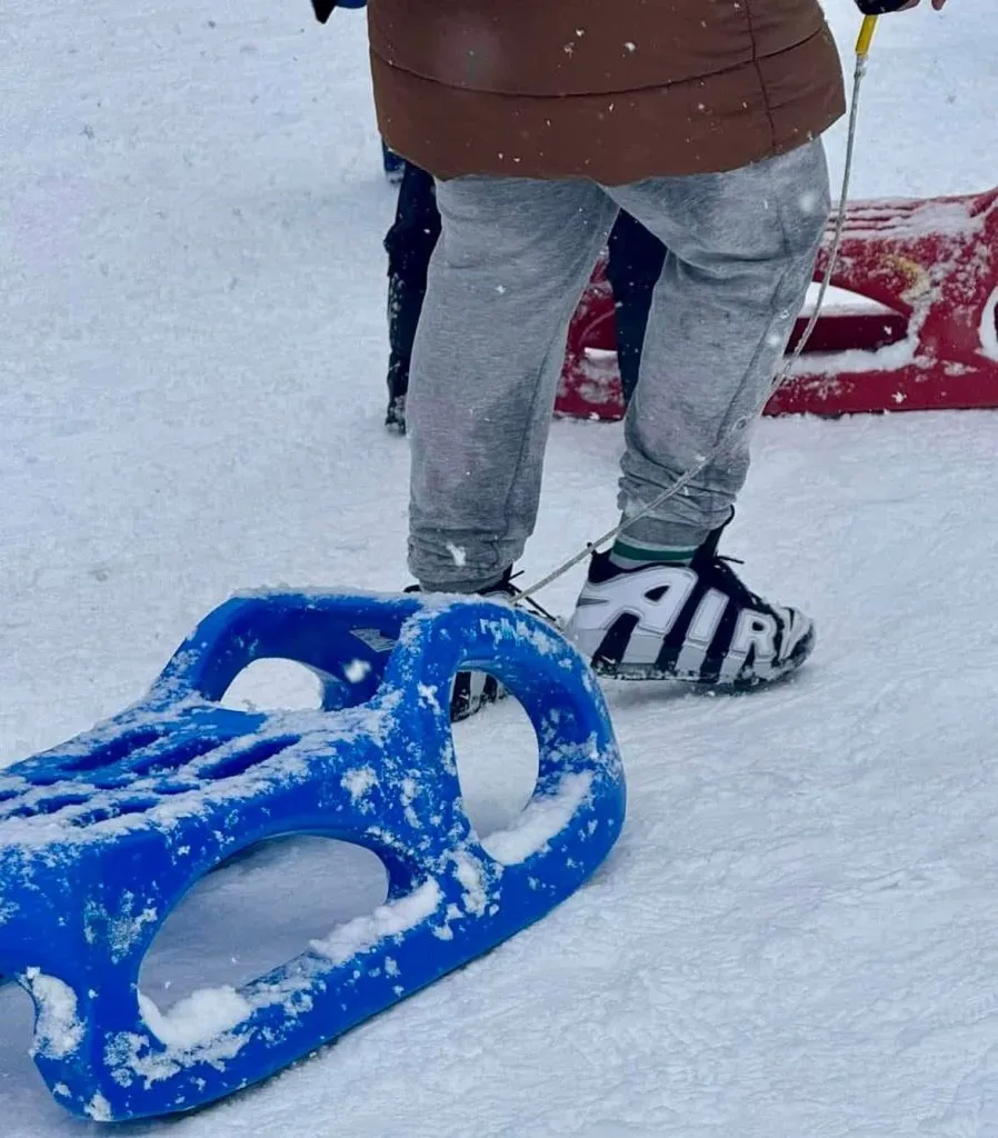 Cu gleznele la vedere, pe pârtie. Salvatorii: “Pericolul nu ține cont de brand!” (FOTO) – foto 3
