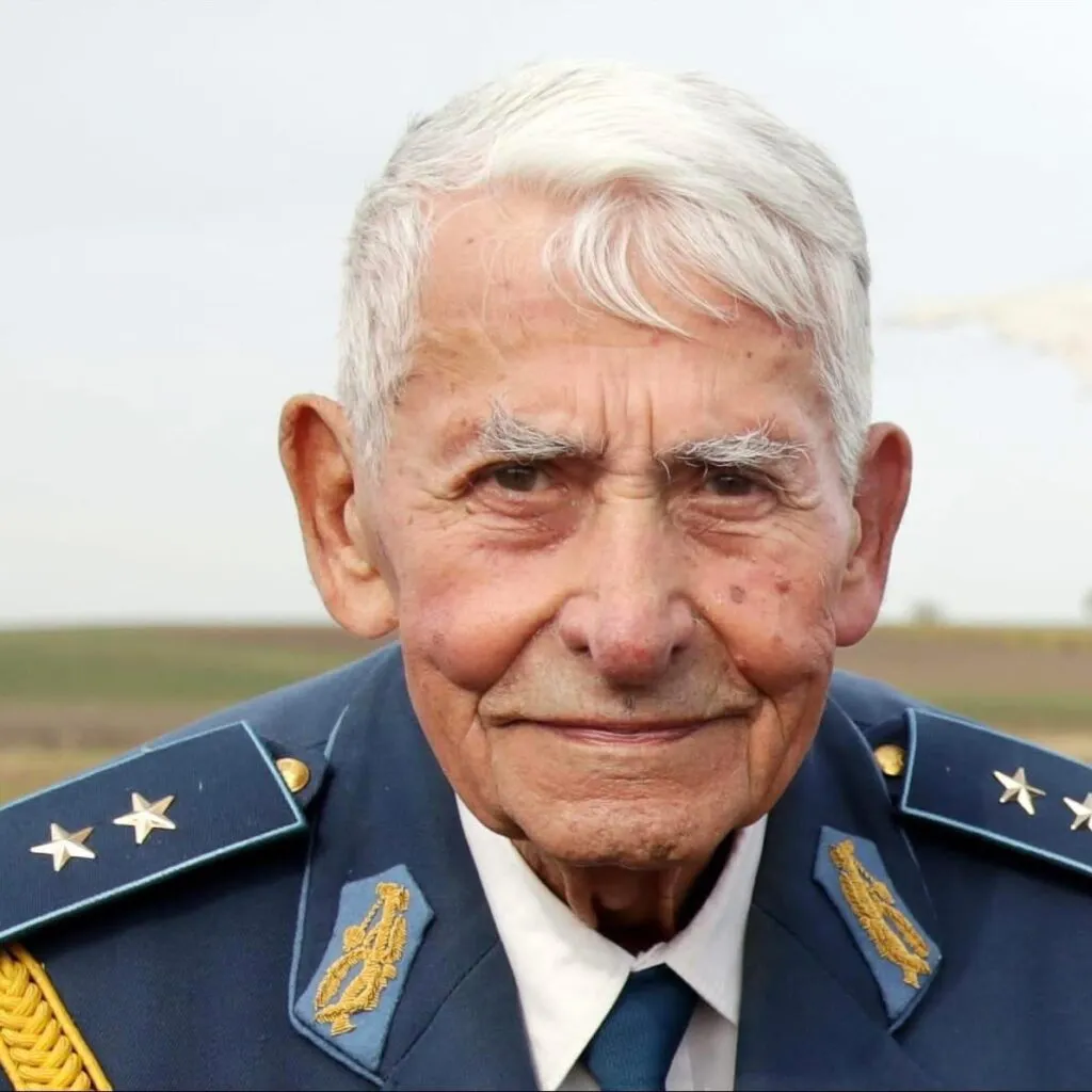 UPDATE: Șase persoane reținute de DIICOT, pentru acuzații de trădare – foto 2
