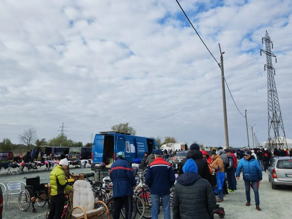 Târgul de vechituri – locul unde se concentrează aglomerația din Constanța în zorii zilelor de duminică – foto 2