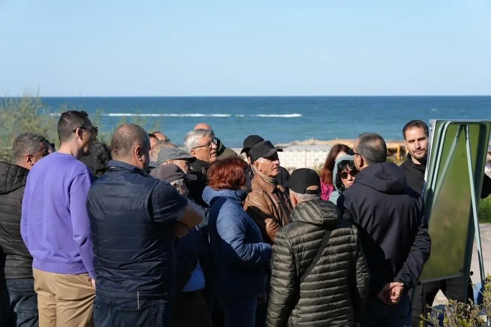 Constănțenii, consultați în legătură cu proiectul îmbunătățire a mediului urban în zona Delfinariu-Faleză Nord – foto 5