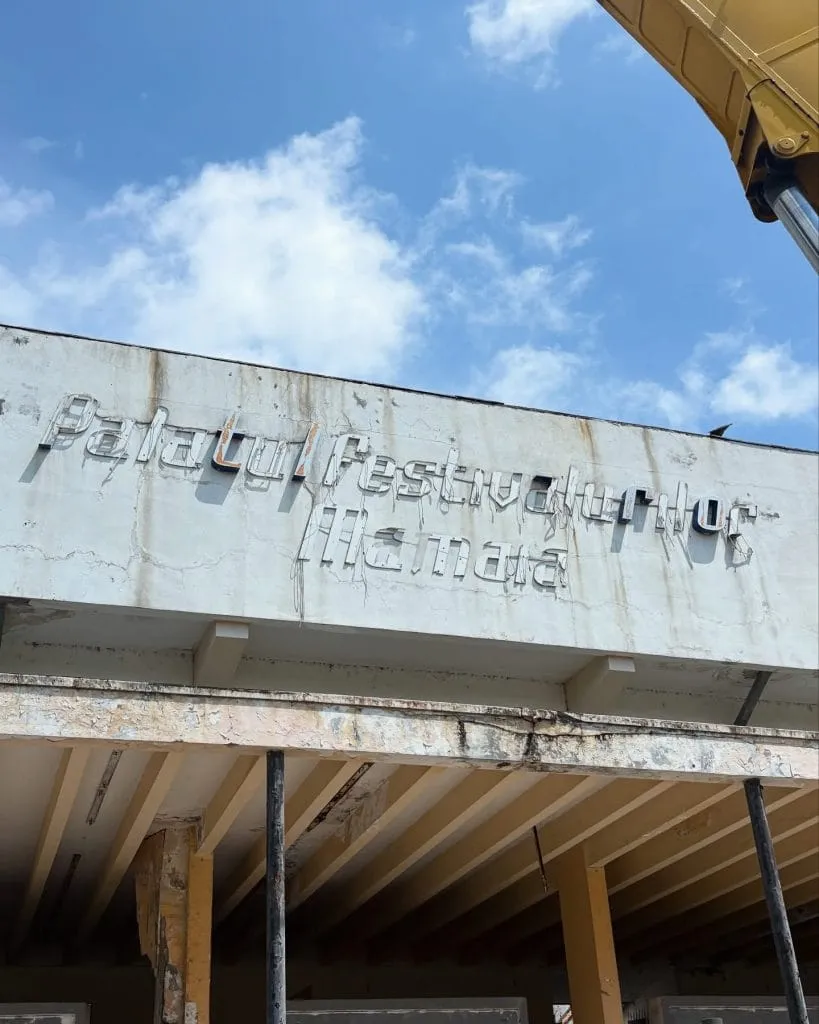 S-a dat startul lucrărilor de reabilitare a Teatrului de Vară Mamaia: A început organizarea de șantier (FOTO) – foto 4