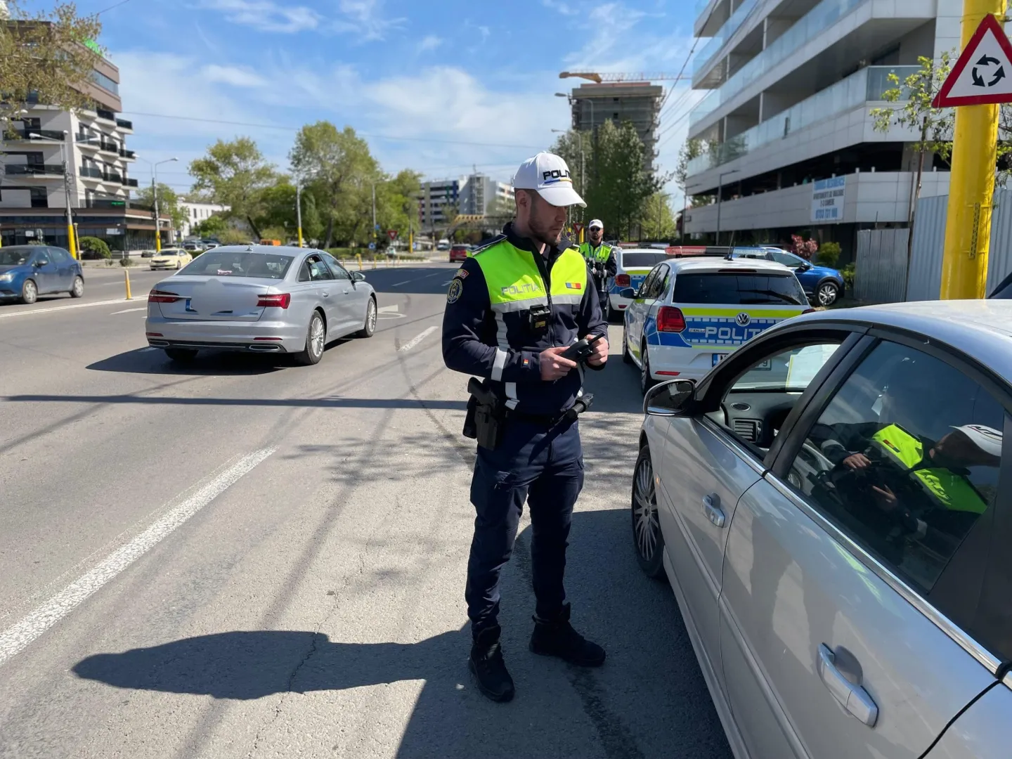 15 șoferi din Constanța au rămas fără permis pentru că nu au acordat prioritate pietonilor
