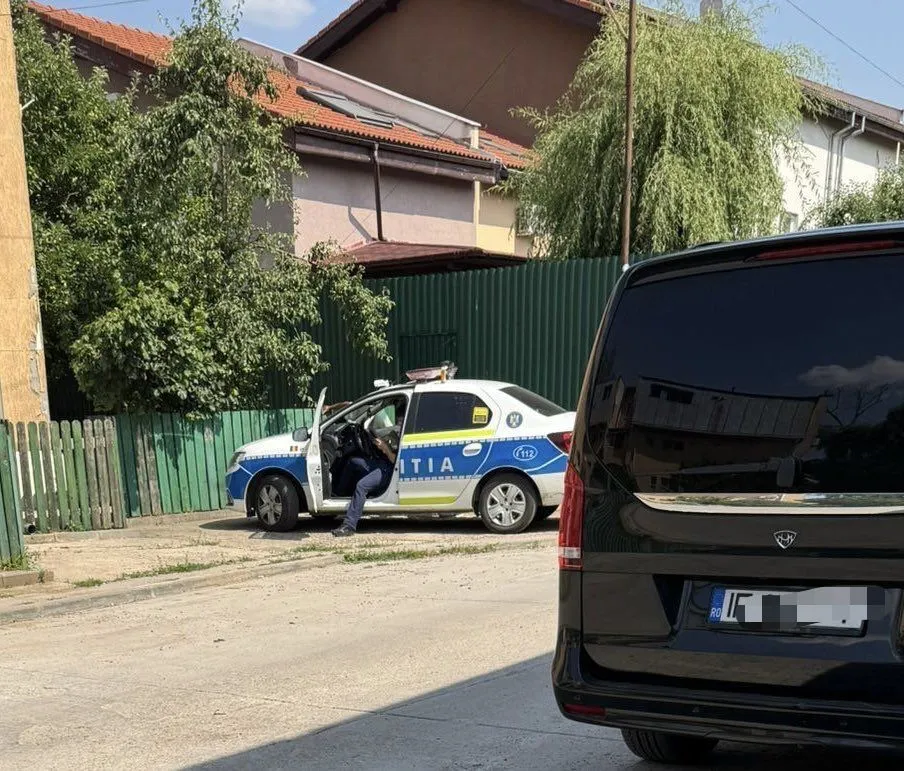 Atac cu cuțitul la reședința fraților Tate din Voluntari – foto 2