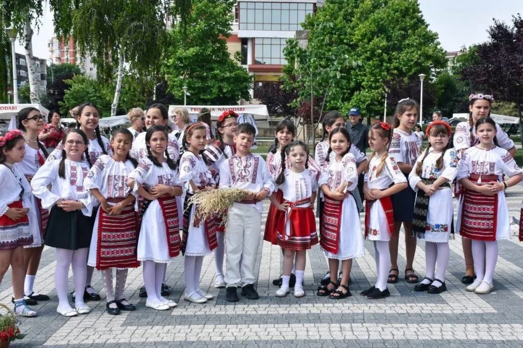 “Ziua Universală a Iei”, sărbătorită de elevii din Năvodari (FOTO) – foto 4
