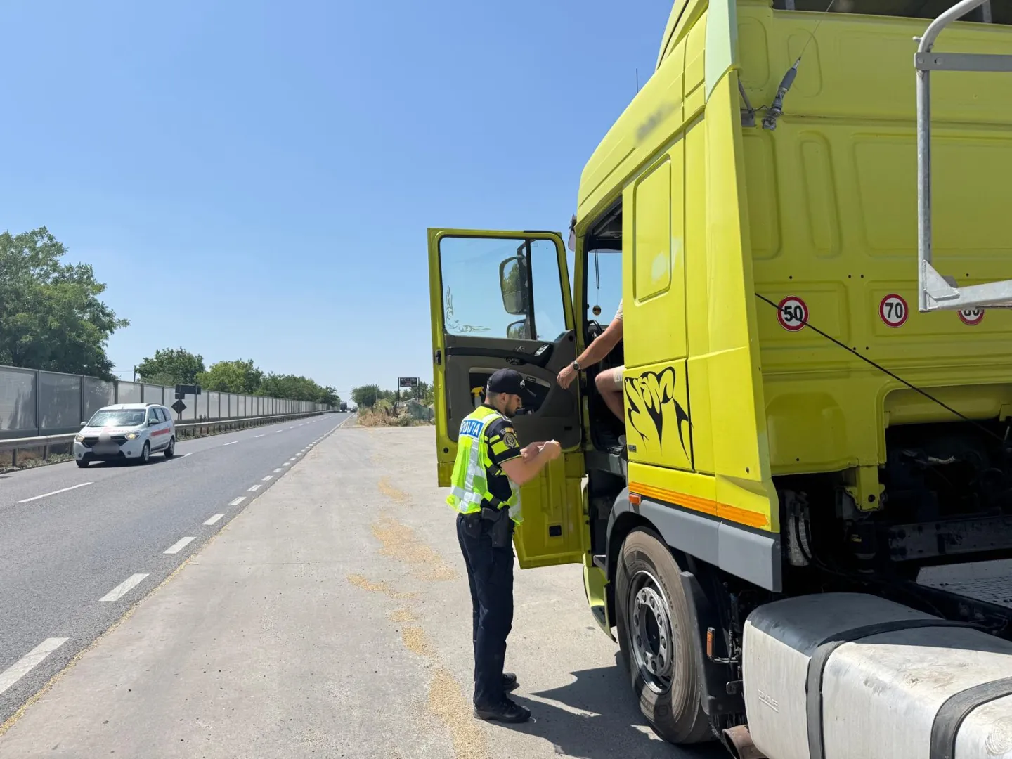 Amenzi de peste 160.000 de lei într-o acțiune de control a transporturilor rutiere de mărfuri
