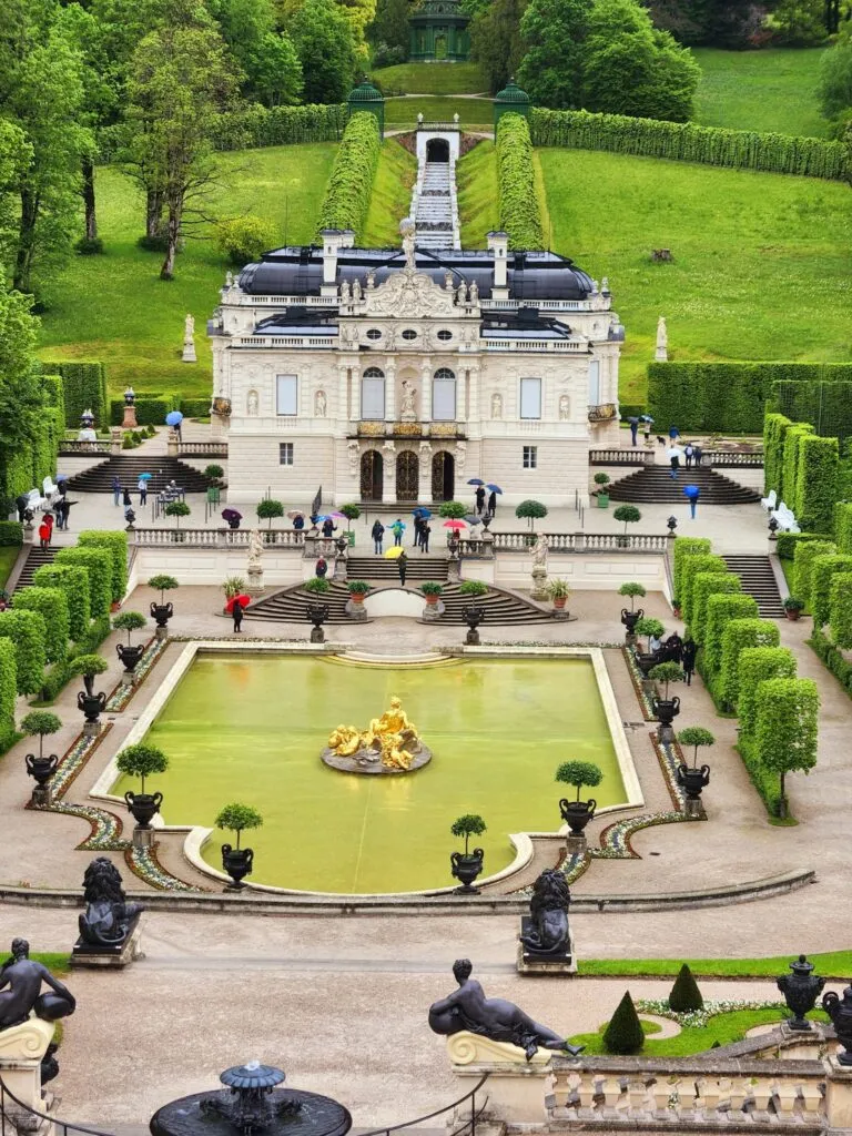 Castelul Neuschwanstein, înscris în Patrimoniul UNESCO, alături de alte trei clădiri spectaculoase (FOTO) – foto 7